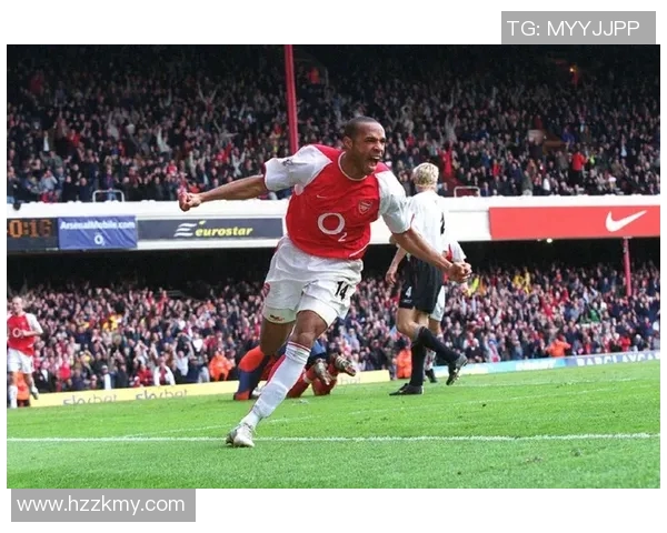 当今在役足坛巨星的赛场风采与他们不为人知的励志成长故事